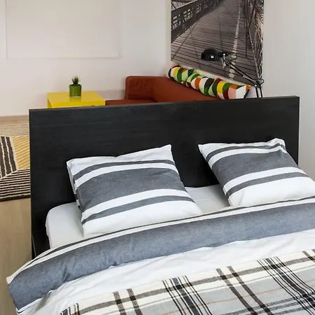 Sector 3 - Dristor - Park - R By Mrg Apartament