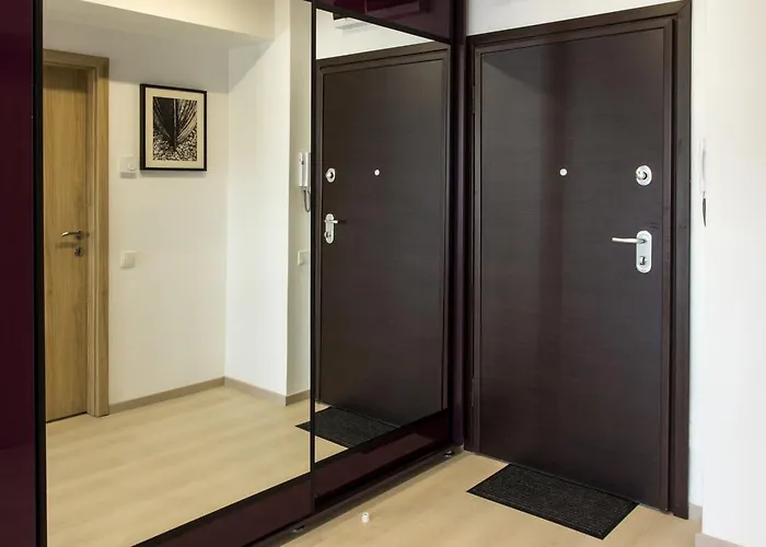 Sector 3 - Dristor - Park - R By Mrg בוקרשט